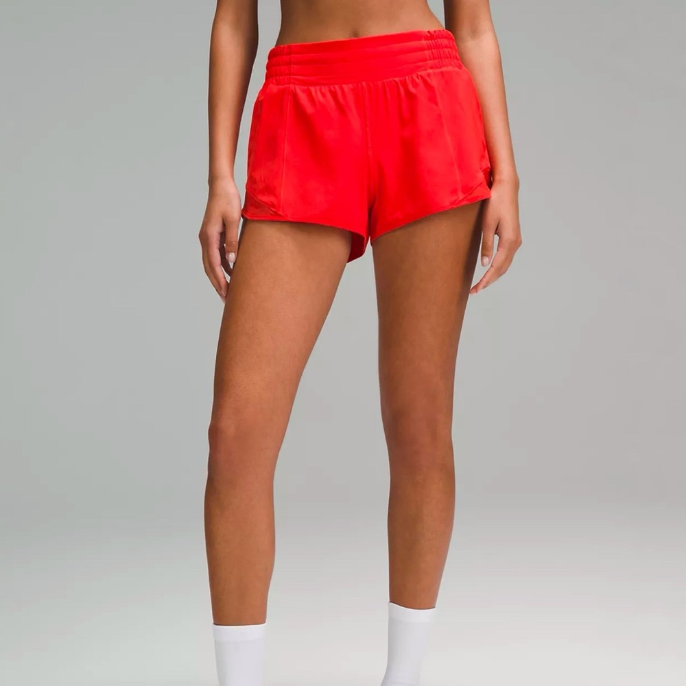 Lululemon Hotty Hot High-Rise Lined Short 2.5" in Red